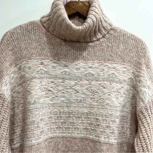 AEO blush pink ribbed turtleneck sweater wool blend medium - Picture 2 of 9